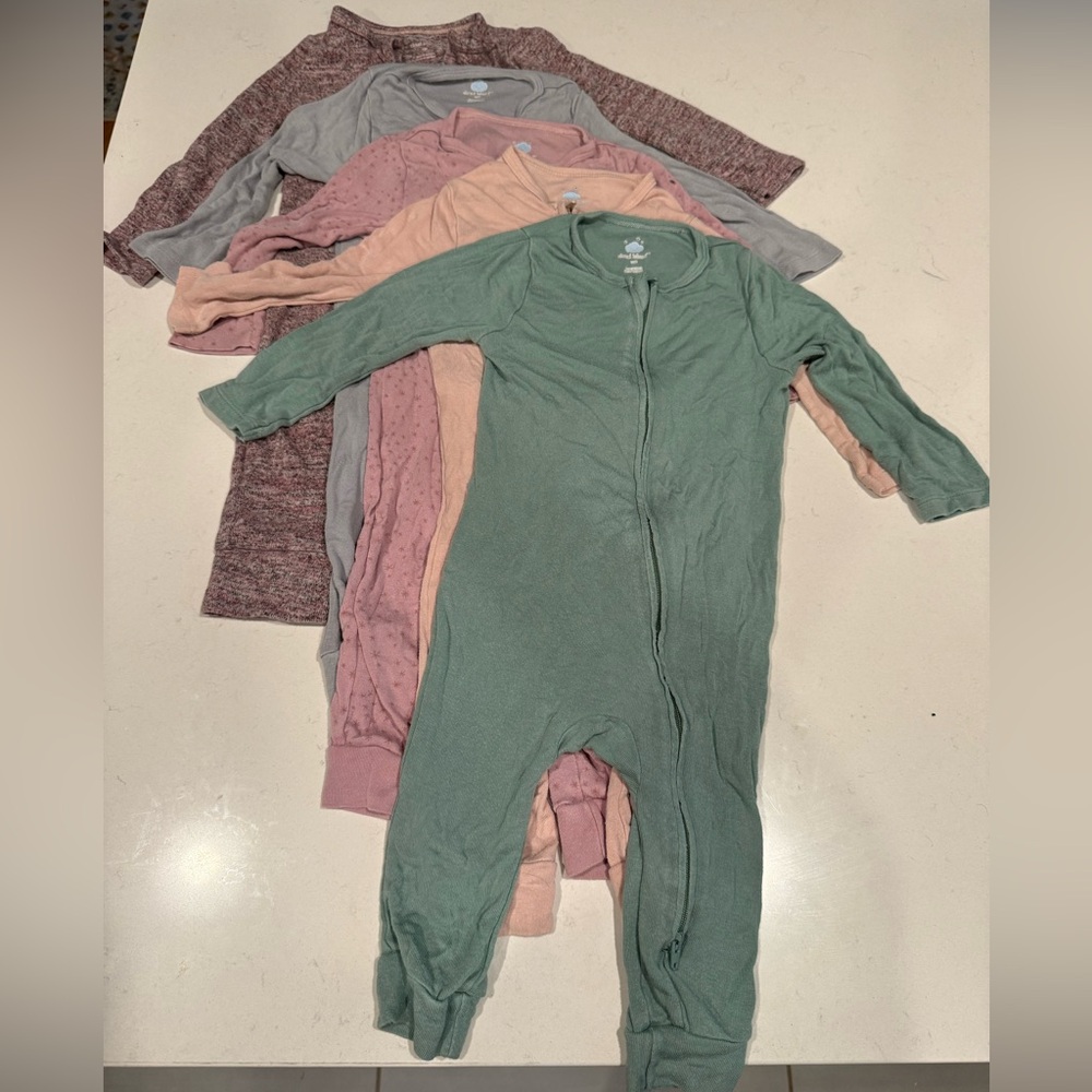 Cloud Island (Super Soft) Pajama Set of 5 - 12 Months